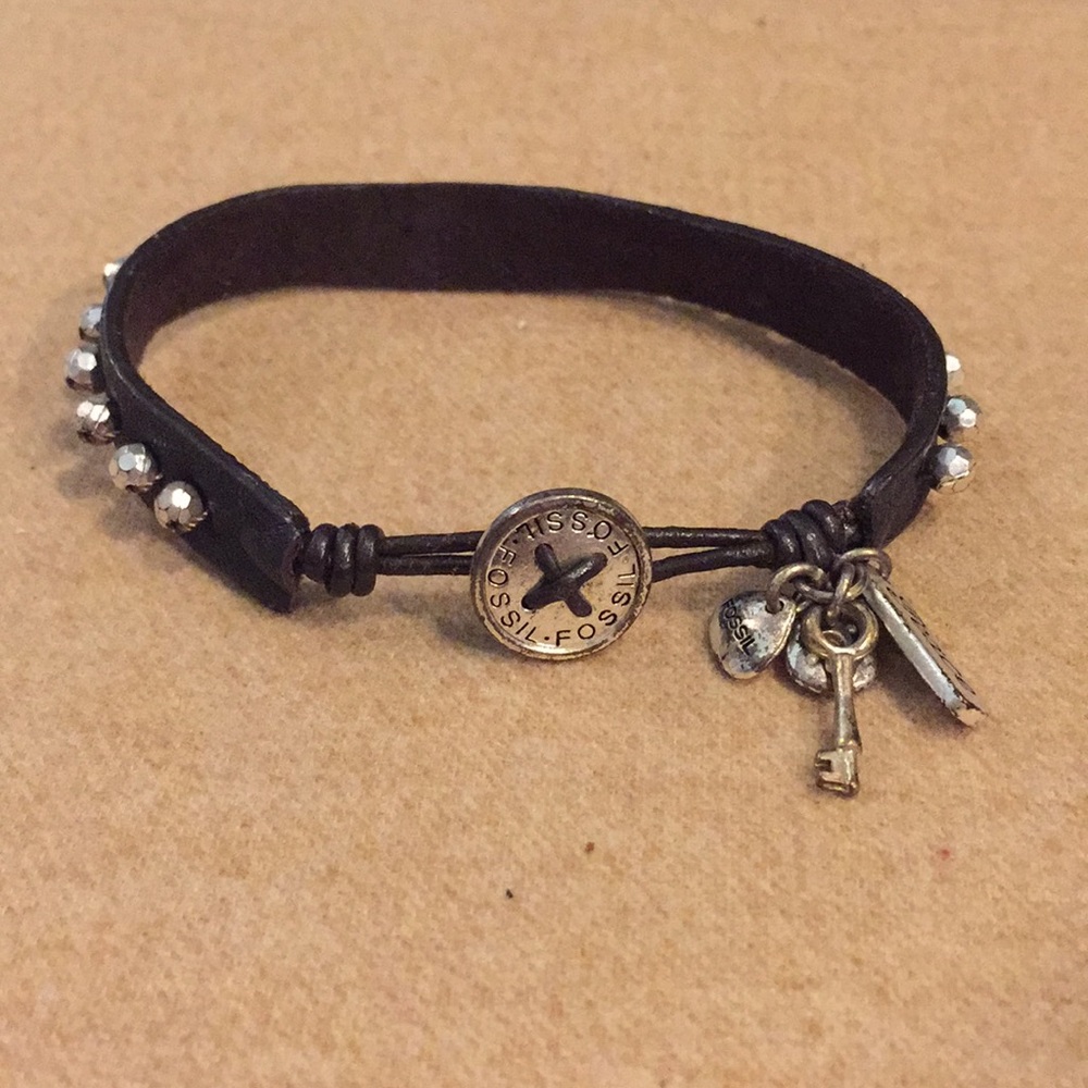 Fossil leather silver bead peace charm bracelet